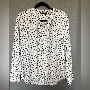 Business casual polka dot blouse